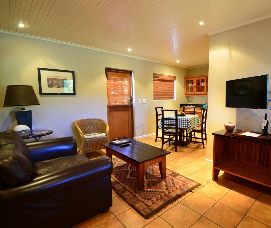 D'Aria Guest Cottages Durbanville Oda fotoğraf